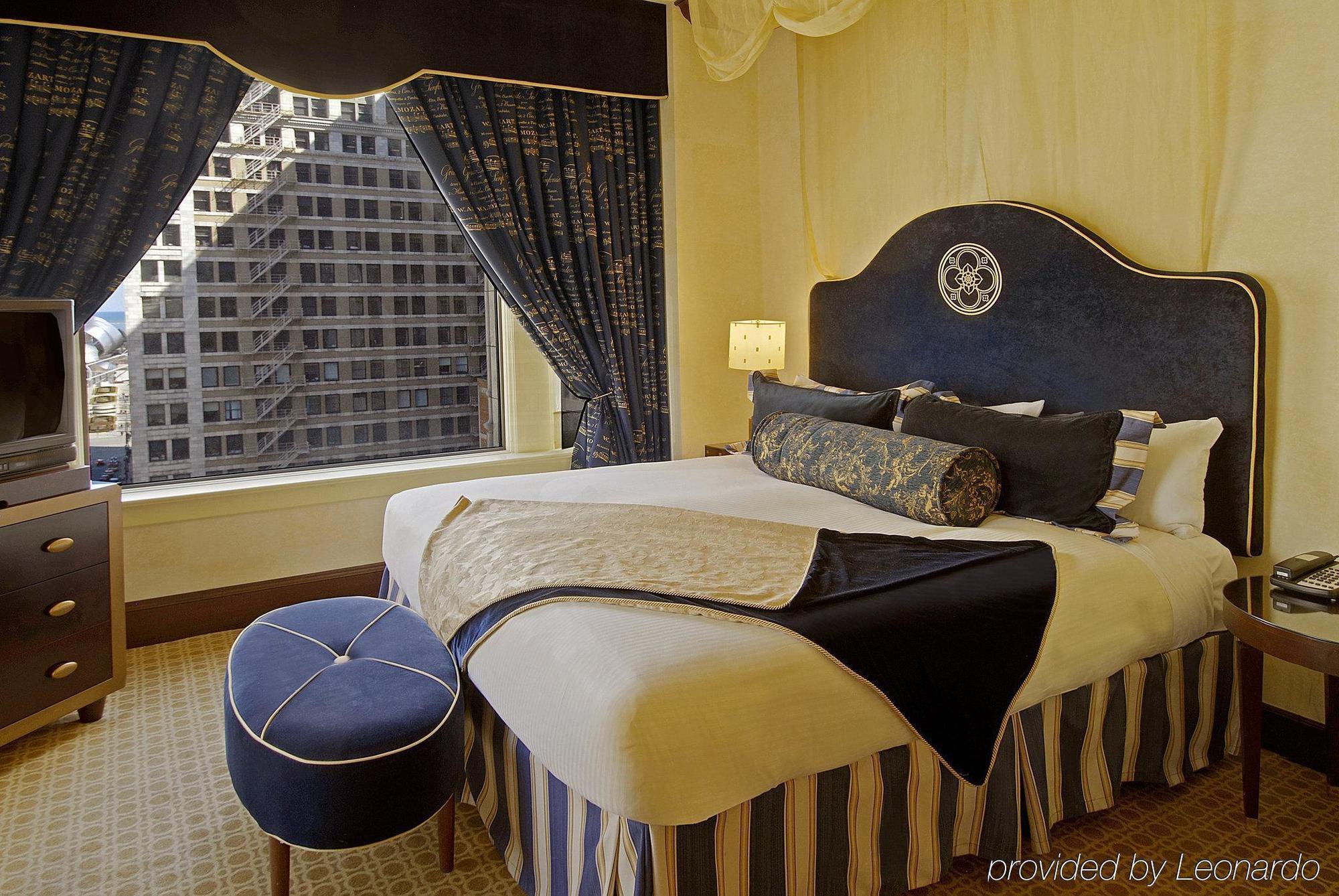 Staypineapple, An Iconic Hotel, The Loop Chicago Oda fotoğraf